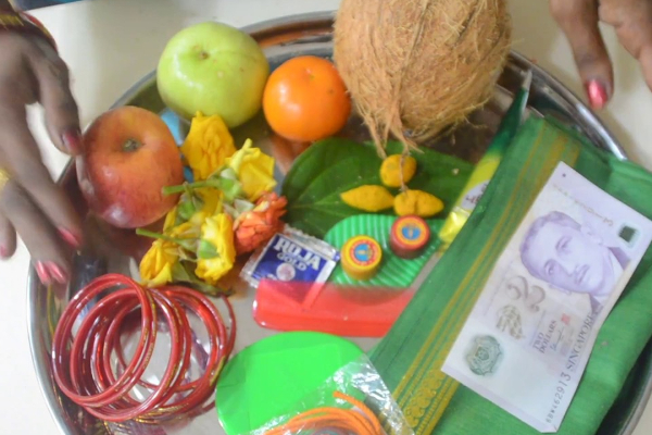 இன்று ஆடி கடைசி வெள்ளி; பெண்களுக்கு மிகவும் முக்கியமான விரதம்! | Today Is Aadi S Last Friday Very Important Women