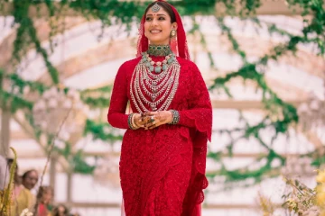 நயன்தாரா கையில் அணியும் வாட்ச் எத்தனை கோடி தெரியுமா? பலருக்கும் தெரியாத நயனின் சீக்ரெட்