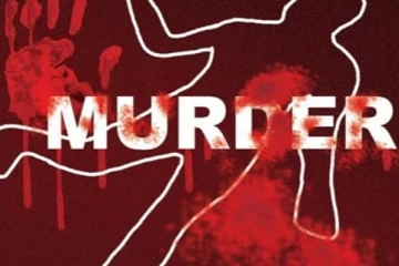 பயங்கரம் - விவசாயிகள் போராடும் இடத்தில் மர்மமான முறையில் இளைஞர் கொடூரக்கொலை - கைகள் வெட்டப்பட்டு தொங்கவிடப்பட்ட கொடூரம்