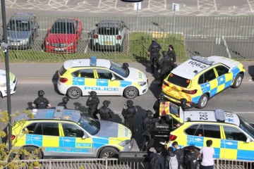 கல்லூரிக்குள் துப்பாக்கிச் சூடு... அலறியடித்து வெளியேறிய மாணவர்கள்: பிரித்தானியாவில் பட்டப்பகலில் சம்பவம்