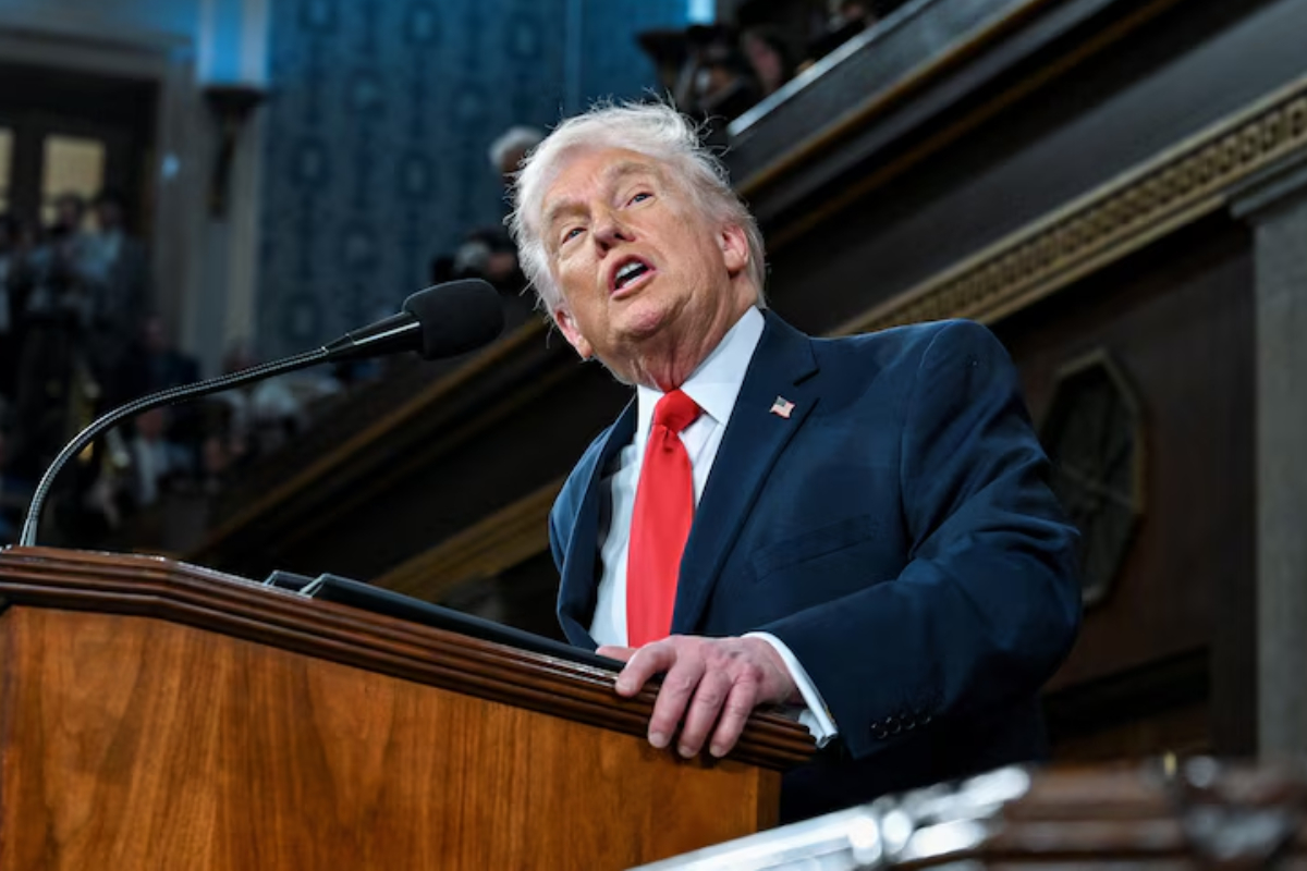 ஈரான் இதுவரை கண்டிராத தாக்குதல்! ட்ரம்ப் வெளியிட்ட எச்சரிக்கையால் அதிகரிக்கும் பதற்றம் | Force That Never Been Seen Trump Warn Iran ஈரான் இதுவரை கண்டிராத தாக்குதல்! ட்ரம்ப் வெளியிட்ட எச்சரிக்கையால் அதிகரிக்கும் பதற்றம் | Force That Never Been Seen Trump Warn Iran