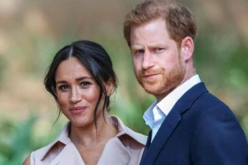 அந்த நூல் வெளியான 24 மணி நேரத்தில்... ஹரி- மேகன் தம்பதி வெளியேற்றப்பட்டதன் வெளிவராத பின்னணி