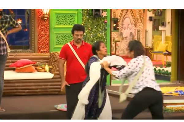 பிக்பாஸில் ஒருவரையொருவர் அடித்துக் கொண்ட தாமரையும், பிரியங்கா - அதிர்ச்சி ப்ரொமோ - தமிழ்நாடு