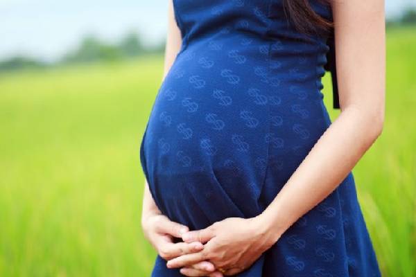 கருவை கலைக்க கூறிய கணவர் ; கர்ப்பிணி எடுத்த விபரீத முடிவு | Woman Makes Bizarre Decision Husband Tells