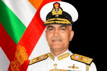 அதிகரித்த சீன தலையீடு இலங்கை விரைகிறார் இந்திய கடற்படைத்தளபதி