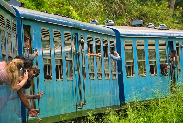 கண்டி-மாத்தளை தொடருந்து சேவை பாதிப்பு | No Trains For Three Days On Matale Kandy