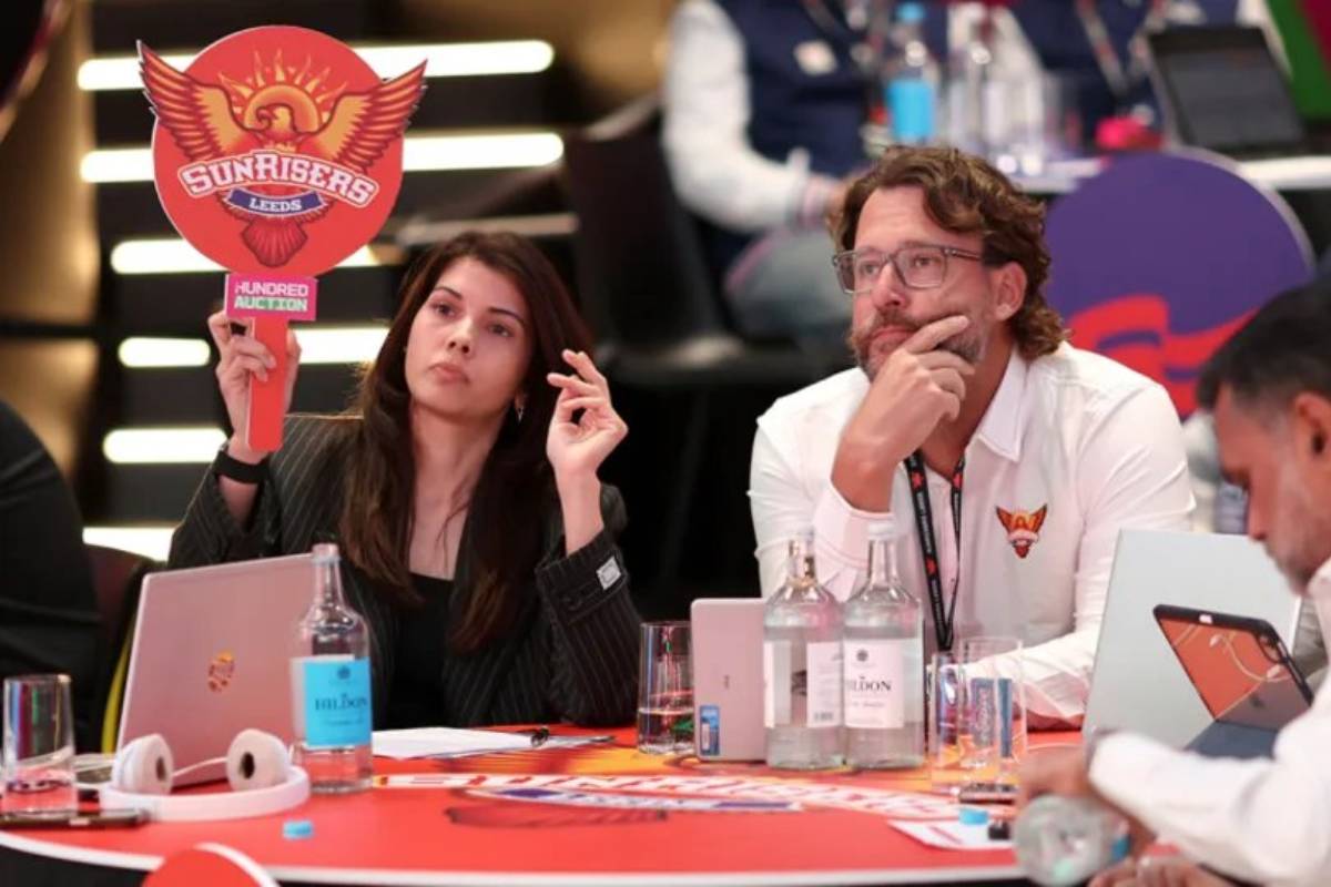 இந்தியாவை அவமதித்த வீரரை அணியில் சேர்த்த காவ்யா மாறன் - x கணக்கு நீக்கம், ECB எச்சரிக்கை | Kavya Maran Face Backlash For Abrar Ahmed In Srl