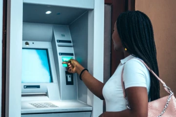 ATM  இல் பணம் எடுப்பவர்கள் அவதானம்!