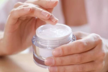 இலங்கையில் அழகுசாதனப் பொருட்கள் குறித்து அதிரடி நடவடிக்கை