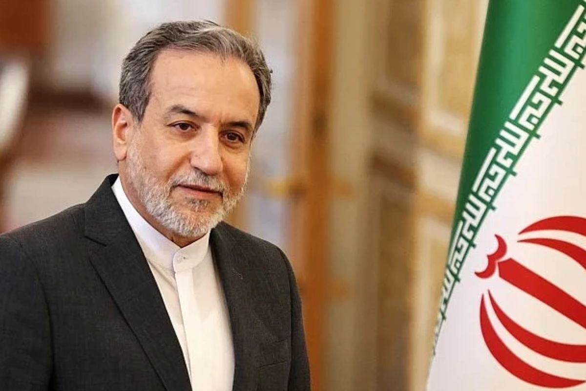 ஈரானின் திடீர் தீர்மானம்.. வளைகுடா போர்பதற்றத்தில் அதிரடி திருப்பம்! | Iran Araqchi Likely To Reach Islamabad On Friday