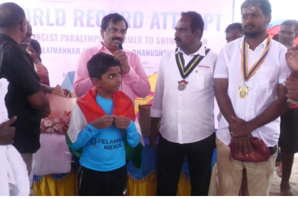 மாற்றுத்திறனாளி சிறுவன் பாக்கு நீரிணையை நீந்தி சாதனை | Disabled Boy Sets Record By Swimming Palk Strait