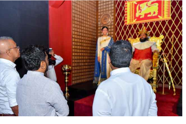 ඇහැලේපොළ වලව්වේ ඉටි රූප කෞතුකාගාරය ජනපති විවෘත කරයි  | President Opens Wax Museum At Ehelepola Walawwa