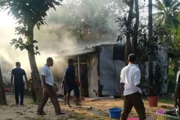 தீயில் எரிந்த பொலிஸ் சீருடை