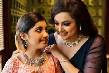 நடிகை மீனா மகளா இது? அம்மாவை மிஞ்சிய அழகு- எப்படி வளர்ந்துட்டாரு பாருங்க