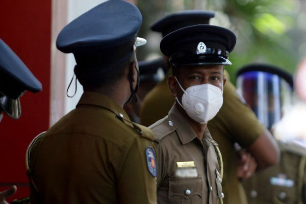 மர்மமான முறையில் உயிரிழந்த ஆணின் சடலம் மீட்பு! | Dead Body Of A Man Recovered Area Under Nanuoya