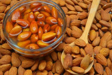 ஊற வைத்த பாதாம் ஏன் சாப்பிட வேண்டும்? பலரும் அறியாத உண்மை