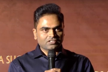 திருவண்ணாமலை கோவிலில் இயக்குனர் வம்சி.. தமிழ் ரசிகர்கள் பற்றி என்ன சொன்னார் தெரியுமா?