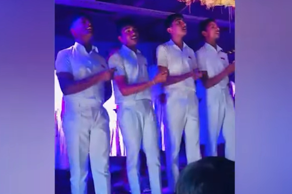 தமிழ் பாடலை மிக அழகாக பாடி அசத்திய சிங்கள மாணவர்கள்; காணொளி வைரல் | Sinhala Students Sing A Tamil Song Beautifully