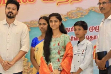 நந்தினிக்கு வைர நெக்லஸ் பரிசளித்த விஜய்! அதை என்ன செய்யப்போகிறார் தெரியுமா?