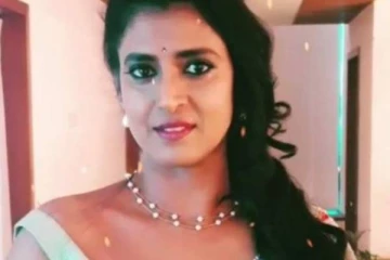 47 வயதான நடிகை கஸ்தூரி சங்கரா இது? புகைப்படத்தை பார்த்து ஷாக்காகும் ரசிகர்கள்..