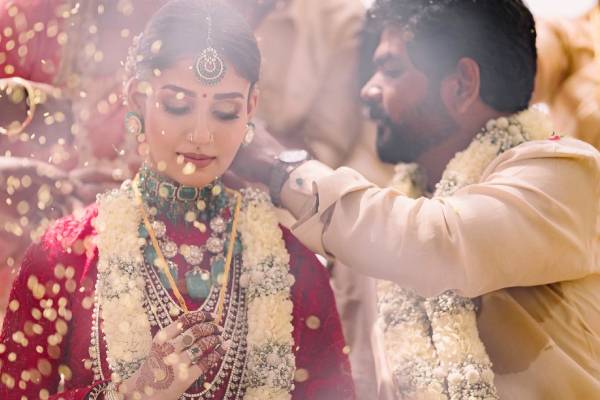 என்னது ரத்த உறவில் நயன்தாராவுக்கு குழந்தைக்கும் எந்த சம்பந்தமே இல்லையா.. குண்டைப்போட்ட மருத்துவர்.. | Nayanthara Is A Mother Shocking Information