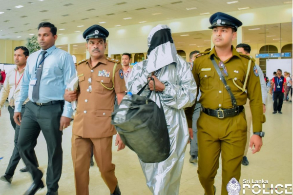 ක්ලබ් වසන්තව මරන්න "ටැටූ මල්ලී"ව තොර ගත්තේ මගේ ගමේ කෙනෙක් හින්දා - ලොකු පැටී වමාරයි | Loku Patty S Manager Held Rs 330M