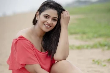 பிக்பாஸ் புகழ் மகேஷ்வரியா இது, படு கிளாமரான போட்டோ ஷுட்- செம வைரல்