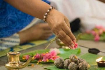 மகாளய அமாவாசை ;  இன்று தோக்ஷங்கள் நீங்கி மங்கள வாழ்வு தரும் அவிதவா நவமி!