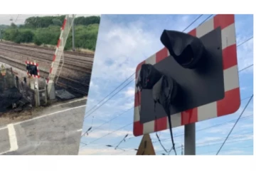 இங்கிலாந்தில் வரலாறு காணாத வெப்பம் - உருகிய ரயில்வே சிக்னல்கள்