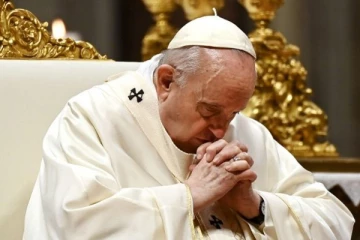 கனடாவில் நடந்த அநியாயத்துக்காக போப் ஆண்டவர் கேட்ட மன்னிப்பு!