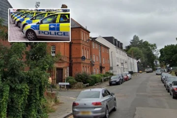 லண்டனில் துப்பாக்கிச்சூடு: 17 வயது சிறுவன் உயிருக்கு போராட்டம்