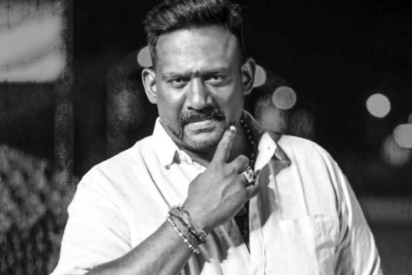 ரோபோ ஷங்கர் உடலுக்கு அஞ்சலி செலுத்திய கமல் ஹாசன்.. கதறி அழுத மகள் இந்திரஜா | Kamal Haasan Pays Last Respect To Robo Shankar