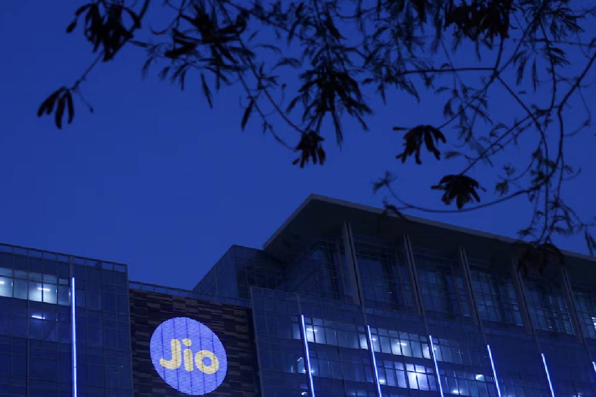 முகேஷ் அம்பானியின் Jio IPO... முதல் சில மணி நேரத்திலேயே படைக்கப்பட்ட சாதனை | Ambani Jio Ipo Fully Subscribed முகேஷ் அம்பானியின் Jio IPO... முதல் சில மணி நேரத்திலேயே படைக்கப்பட்ட சாதனை | Ambani Jio Ipo Fully Subscribed