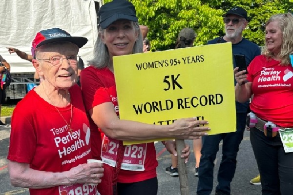 96 வயதில் உலக சாதனை படைத்த கனடிய பெண் | 96 Year Old Woman In The World Ottawa
