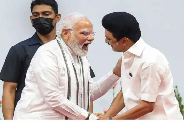 முதலமைச்சரின் உடல் நலம்  விசாரித்தார் பிரதமர் மோடி