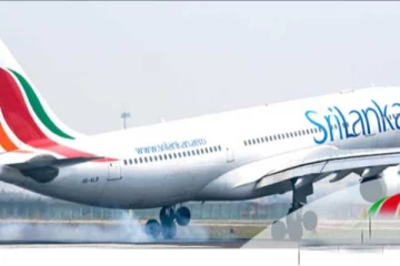 මෙරට ගුවන්‍ යානයක් හදිස්සියේ ගොඩ බස්සවයි..