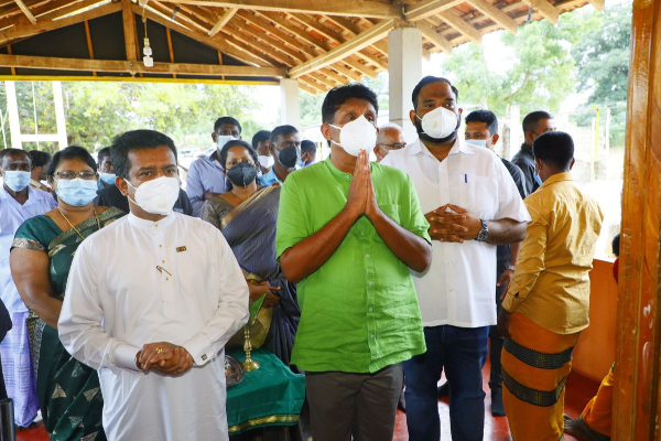 இனவாதத்தால் மக்களை ஆயுததாரிகளாக்கும் அரசாங்கம்! - எதிர்க்கட்சித் தலைவர் விடுத்துள்ள கோரிக்கை (படங்கள்) | Government Will Arm People With Racism