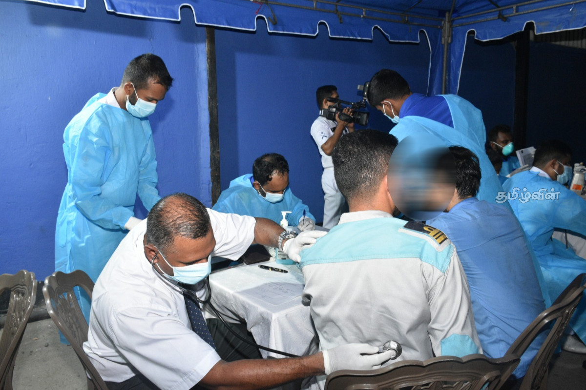 ஈரான் கப்பலிலிருந்து மீட்கப்பட்ட 208 பேரும் வெலிசறை முகாமில்!- திருகோணமலைக்கு அனுப்பப்பட்ட கப்பல் | Rescue 208 Members Of Iran Ship Stays At Welisara