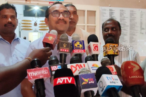 ரணில் மீது அடுக்கடுக்காக குற்றச்சாட்டு.. அமைச்சர் பிமல் விளக்கம்! | Ranil Should Be Arrested 40 Years Ago Bimal Says
