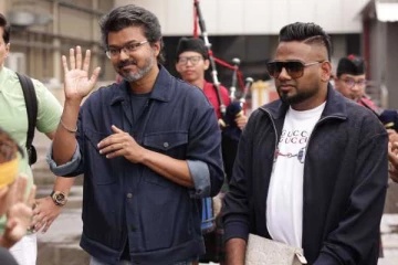 மலேசியாவை தளபதி விஜய்க்காக கண்ட்ரோலில் எடுத்த மாலிக்!! இவரின் எஸ்டிடி தெரியுமா?