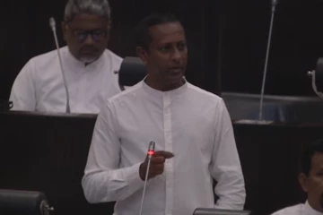 දුම්වැටි බදු ඉහළ දැමීමේ ප්‍රතිඵල එළියට - වසර 3කදී නිෂ්පාදනය 32%කින් අඩුවෙයි
