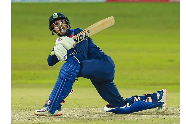 இந்தியா - நியுசிலாந்து 3-வது டி20 போட்டி - முக்கிய வீரருக்கு பதிலாக களமிறங்கும் சென்னை வீரர்! | Indvsnz Third T20 Match Playing 11