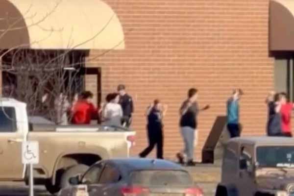 கனடா பள்ளி துப்பாக்கிச்சூட்டின் தாக்குதல்தாரி ஒரு திருநங்கை! வெளியான முழு விபரம் | Canada School Shot Crime Shocking Reasons