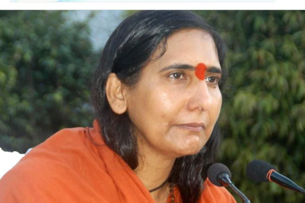 "இந்து பெண்கள் 4 குழந்தைகள் பெற்று 2 குழந்தைகளை ஆர்.எஸ்.எஸ்-ல் சேர்க்க வேண்டும்" - சர்ச்சையில் பெண் சாமியார் | Hindu Women Should Now Give Birth To Four Children