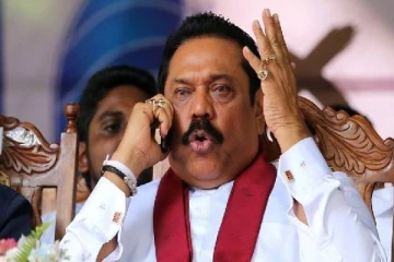 கட்சியில் ஒழுக்கத்தை காக்க பிரம்பை கையில் எடுத்துள்ள மகிந்த ராஜபக்ச