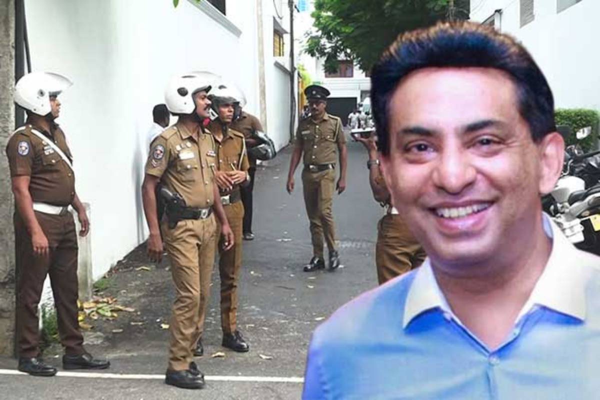 கபில சந்திரசேனவின் மரணம் இலங்கை அரசியலில் இருண்ட பக்கம் - மன அழுத்தத்தில் இருந்தாரா..! | Kapila Chandrasena Death Darkside Jayaweera Said கபில சந்திரசேனவின் மரணம் இலங்கை அரசியலில் இருண்ட பக்கம் - மன அழுத்தத்தில் இருந்தாரா..! | Kapila Chandrasena Death Darkside Jayaweera Said