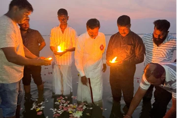 உயிர்நீத்த உறவுகளுக்கு நந்திக்கடலில் அஞ்சலி! (Photos)