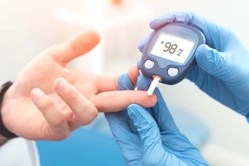 நீரிழிவு நோயினை அடித்து விரட்டும் ஒரே ஒரு பழம்! பலருக்கும் தெரியாத உண்மை