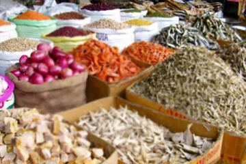 முக்கிய பொருட்களின் விலை குறைப்பு