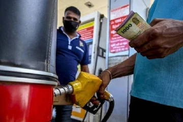 எரிபொருள் கிடைக்கும் இடங்களை அறிய இணையத்தளம்